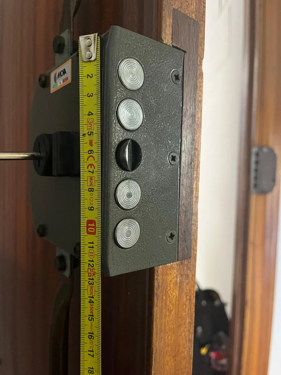 Cerradura de alta seguridad con protección anti-taladro